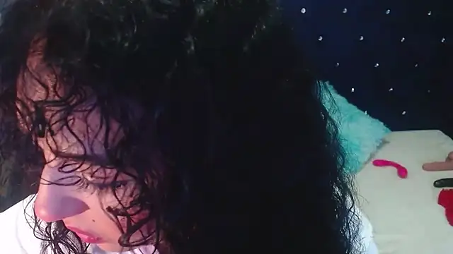 Sofiacowperx online show from July 13, 7:25 pm