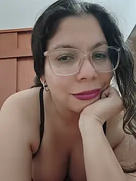 Carliina Soussa online show from July 7, 11:51 pm