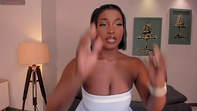 SavannahStorm online show from October 21, 7:18 pm