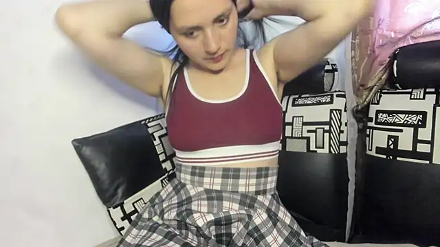 Nathaly love96 online show from June 12, 9:23 pm