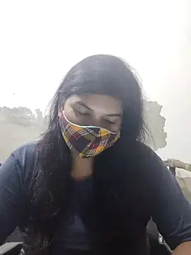 illay love online show from October 8, 4:44 pm