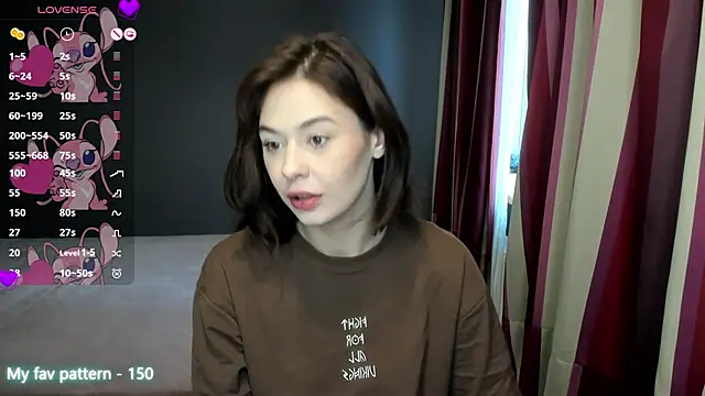 Snapshot of NataliMillers chatting on October 19, 6:04 am NataliMillers online show from October 19, 6:04 am
