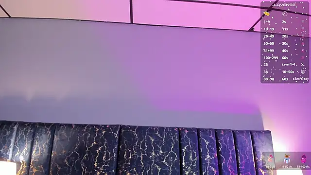 Sophia Lemos online show from September 25, 1:43 pm