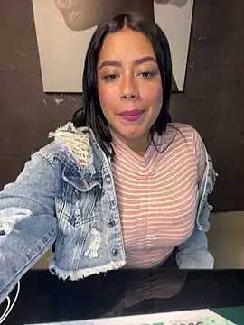 Snapshot of ElaaPerez chatting on September 19, 7:57 pm ElaaPerez online show from September 19, 7:57 pm