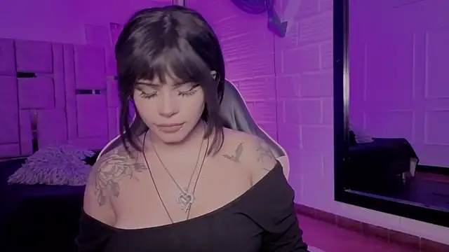 BonnieAnderson  online show from July 31, 4:46 am