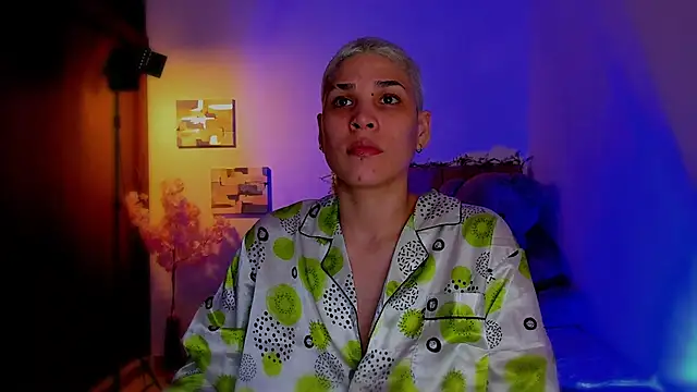 Charlee pink online show from March 4, 3:24 am