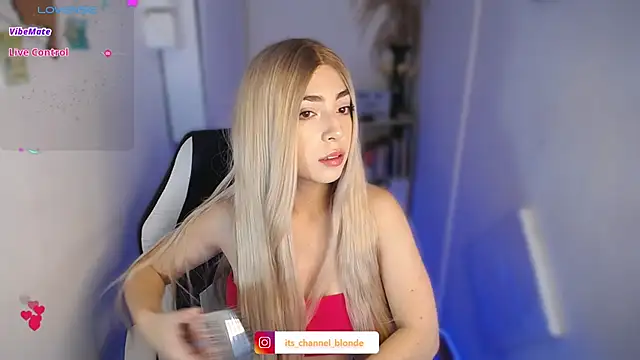 channel blonde a online show from November 21, 3:03 pm