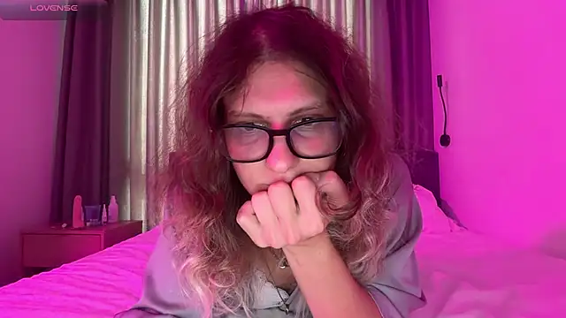 Alice Pinkhead online show from February 17, 9:19 am