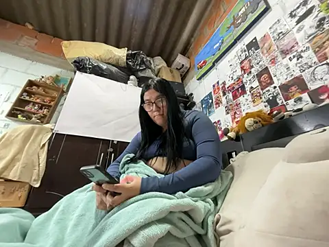 violeta 818 online show from July 5, 4:19 am