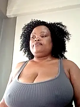 hugemelonsxxx online show from July 20, 10:39 am