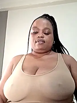 hugemelonsxxx online show from June 29, 1:33 pm