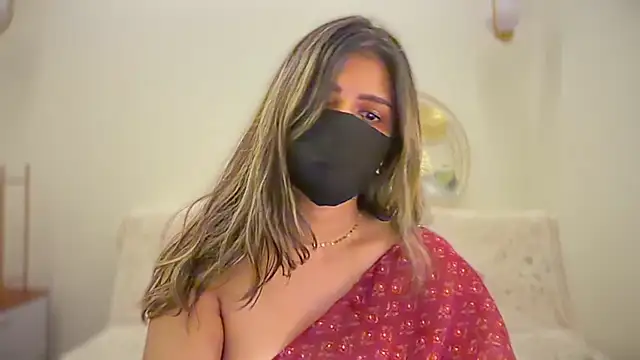 MaYaa  11 online show from June 24, 1:43 pm