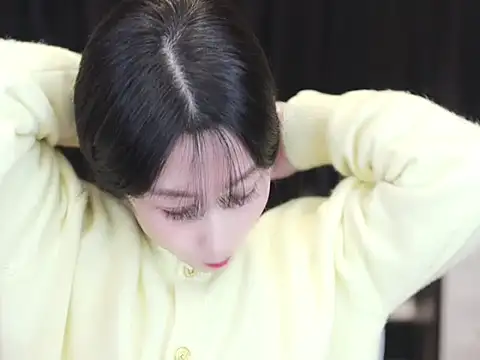 Nuyoah-77 online show from December 5, 3:02 pm