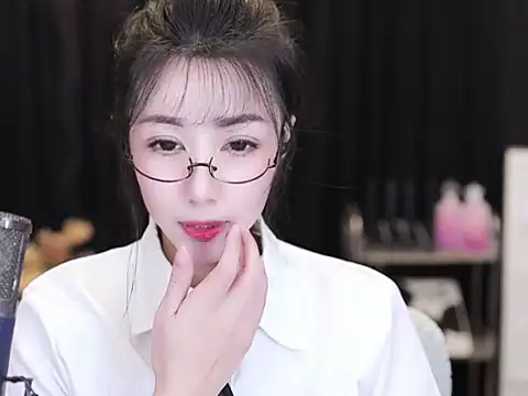 Nuyoah-77 online show from September 23, 6:17 pm