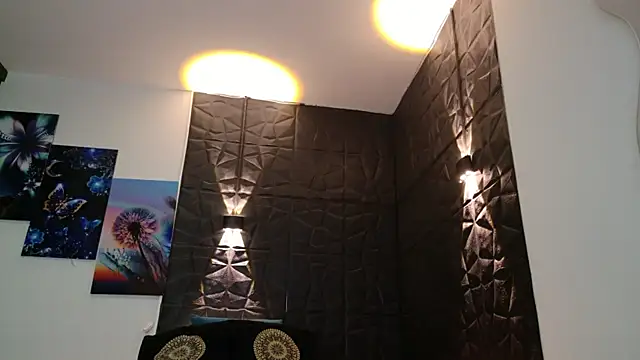 graceymilf666 online show from March 11, 12:31 pm