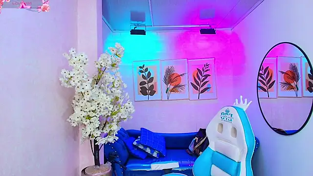 Dafne huges online show from November 21, 7:05 pm