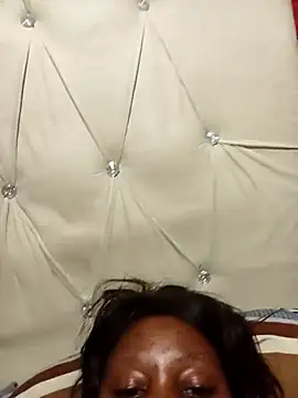 Feliciaxxxxx online show from April 22, 6:16 pm