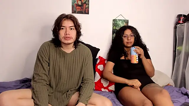 hothoneychile online show from July 30, 3:18 am