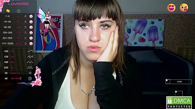 Snapshot of Amali_Ivanna_smit chatting on October 15, 5:32 am Amali Ivanna smit online show from October 15, 5:32 am