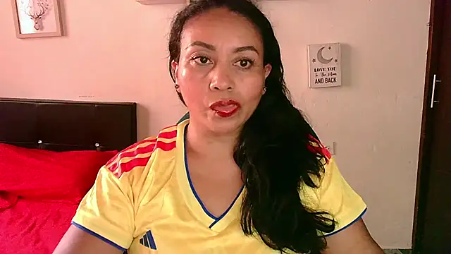 zaray bella online show from June 23, 9:13 pm