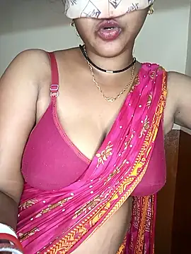 juhi06 online show from June 16, 7:15 pm