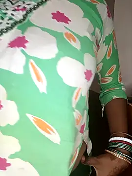 juhi06 online show from April 27, 6:05 pm