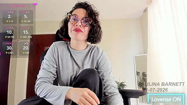 paulinabarnett- online show from July 21, 4:08 pm