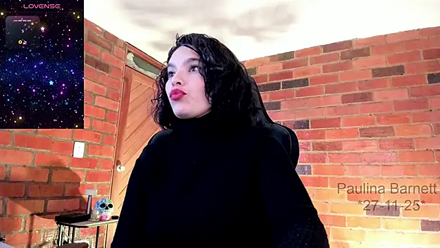 paulinabarnett- online show from November 29, 3:32 am