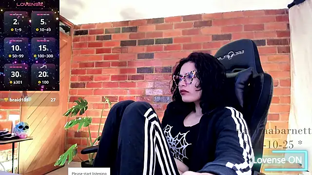 Snapshot of paulinabarnett- chatting on October 21, 5:28 pm paulinabarnett- online show from October 21, 5:28 pm