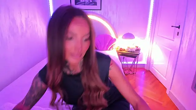 NatalyThorn88 online show from July 30, 3:18 am