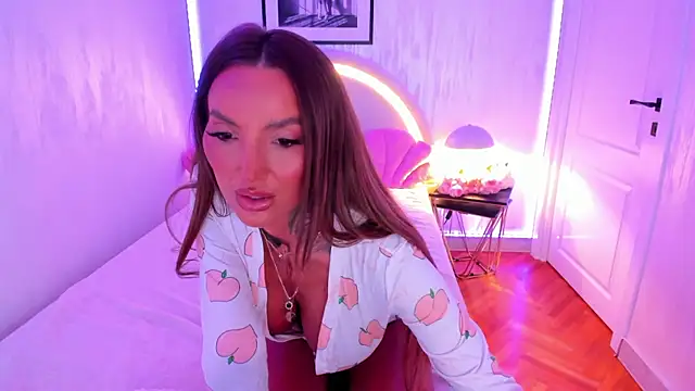 NatalyThorn88 online show from July 18, 4:49 am