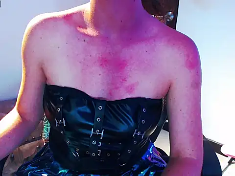 AliciaChelios online show from May 14, 11:10 pm