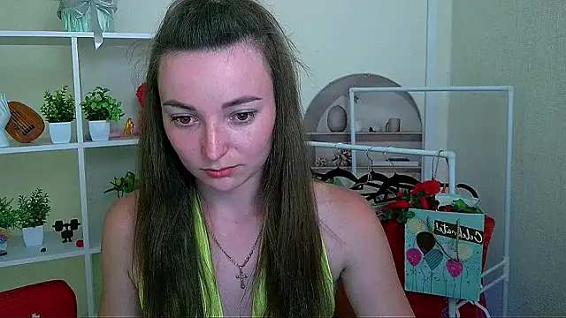  Barbie Kiss  online show from July 7, 3:59 pm