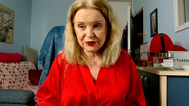 sexyjennyeu online show from February 17, 9:36 pm