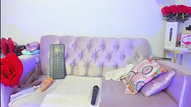 Snapshot of alanavega11 chatting on September 11, 4:07 pm alanavega11 online show from September 11, 4:07 pm