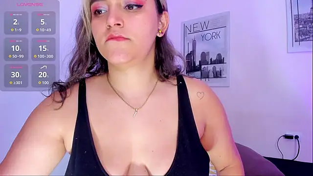Snapshot of katy_giil chatting on October 14, 6:43 pm katy giil online show from October 14, 6:43 pm