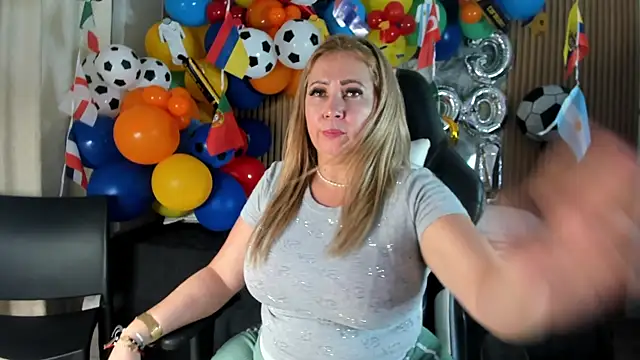Danna topless online show from July 8, 12:18 pm