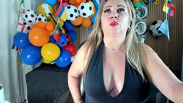 Danna topless online show from June 24, 12:04 pm