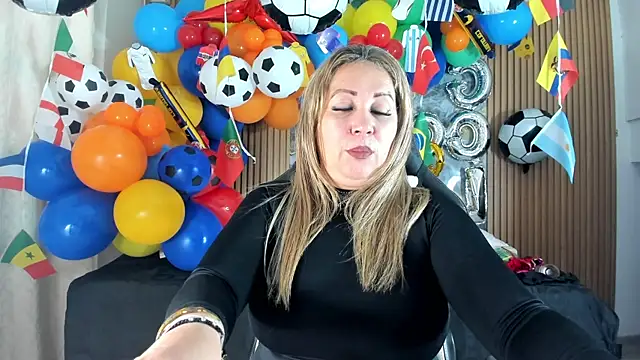 Danna topless online show from June 19, 12:19 pm