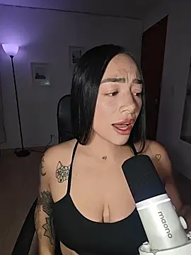 helena smith online show from July 28, 3:48 am