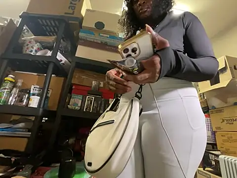 wynterheat online show from June 16, 2:07 pm