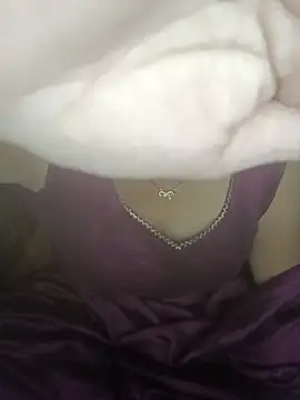 PUNAM BABY1 online show from October 15, 5:04 pm