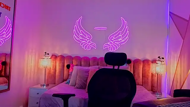  scarletmoore online show from October 20, 8:06 am