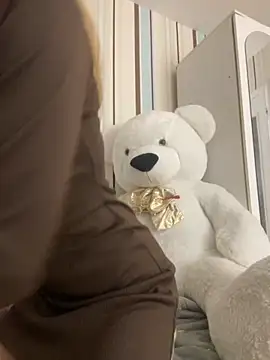 Liya my online show from November 26, 9:05 pm