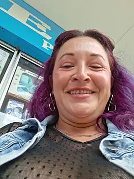 sophie banger online show from August 3, 8:36 pm