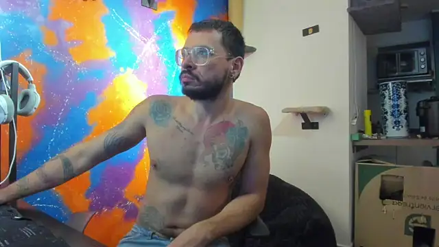 Snapshot of leondevereda chatting on September 15, 10:17 pm leondevereda online show from September 15, 10:17 pm