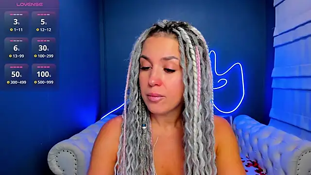 rock n roxy online show from March 12, 1:30 am