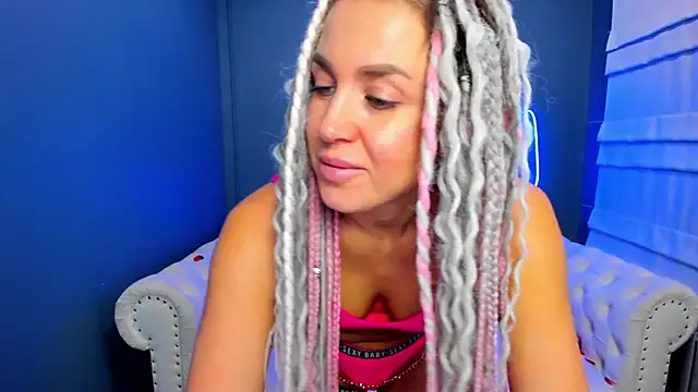 rock n roxy online show from December 2, 1:40 am