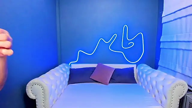 rock n roxy online show from October 2, 1:21 am