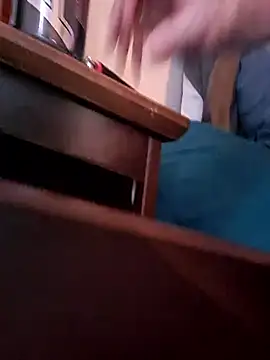 Drewpackn8 online show from September 29, 5:23 am